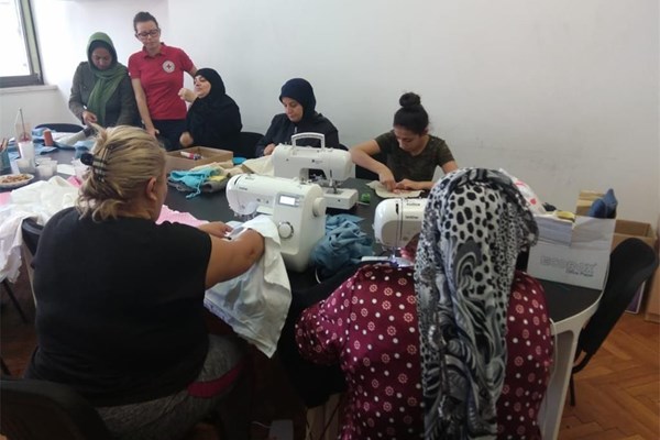 Kreativna radionica šivanja za žene u Prihvatilištu Kutina 